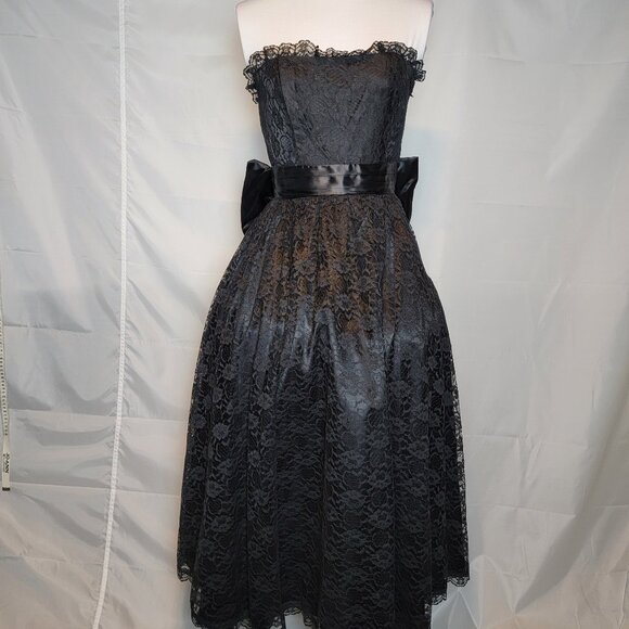 1980's Gunne Sax Vintage Black Lace Strapless Formal Prom or Party Dress size 7 - Picture 1 of 13